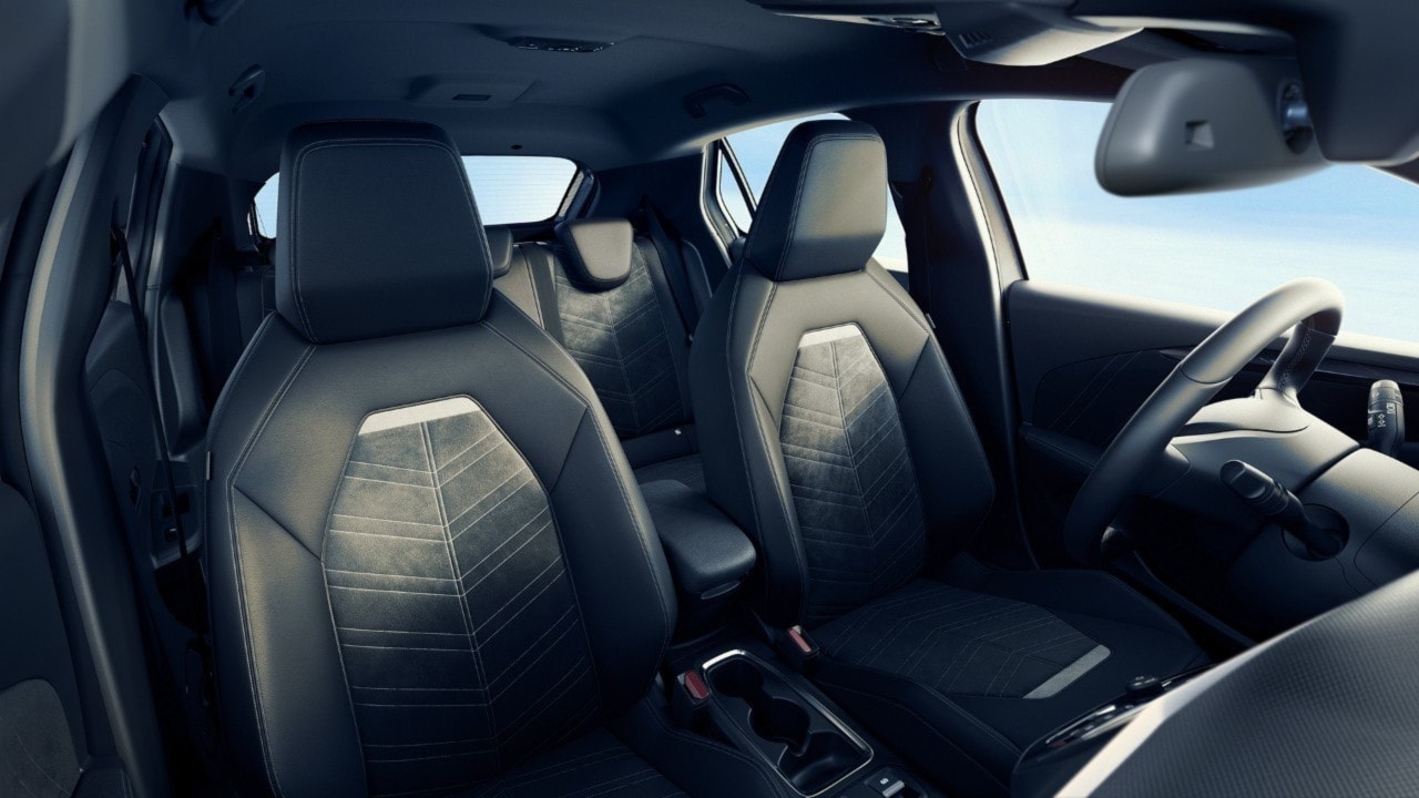 Opel Corsa Electric schwarze Vordersitze mit Muster